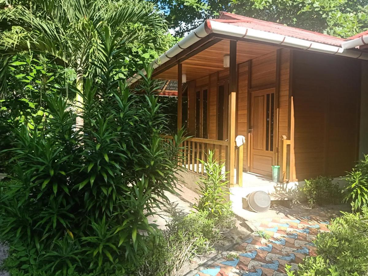 Cakalang Resort Бунакен Екстериор снимка